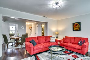 Living Room | Smart TV | Fireplace | 1st Floor