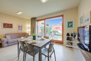 Living and dining room