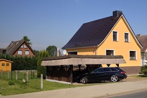 Extérieur maison de vacances [été]