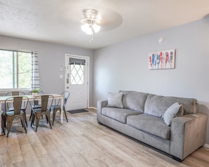 Step inside and enjoy your newly renovated 2 bedroom 1 bath condo!