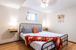 Enjoy you're newly renovated and refurnished cabin on Table Rock Lake!