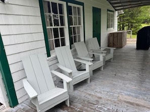 Deck (2)