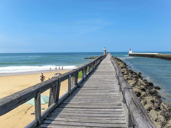 Wasser, Himmel, Azurblau, Holz, Strand, Horizont, Linie, Ruhe, Promenade, Dock