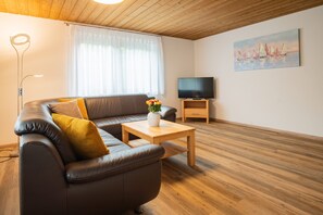 Ferienwohnung Simssee 60 qm-Wohnzimmer