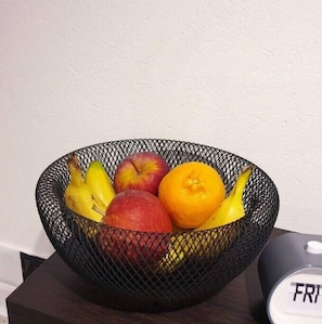 Comida y bebida