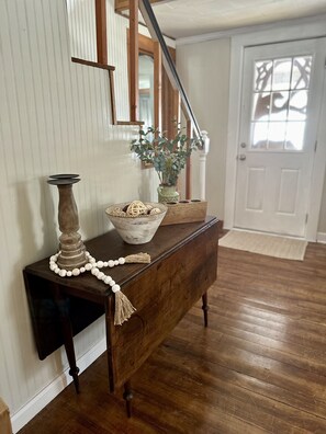 Inviting entryway. 