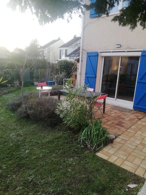 jardin cÎté terrasse