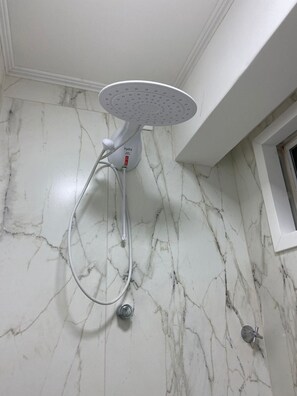 Hand-held showerhead