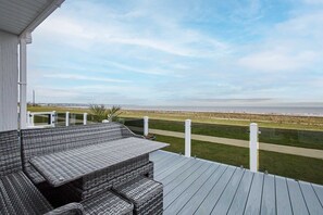 Sea View Road, Wilsthorpe - Host & Stay