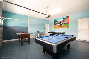 Spielezimmer