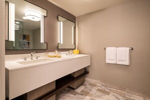 A2MV35QA-image-4