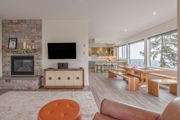 Living Room to Dining Area 
