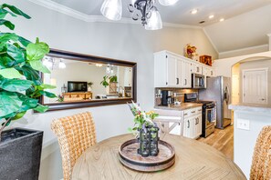 Dining Area | Kitchen | Cooking Basics