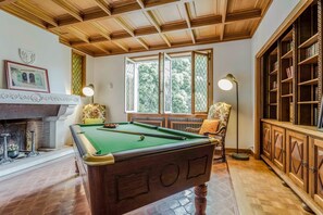 Spielezimmer