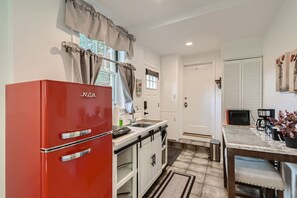Open Kitchenette & Living Room Area- please note the hot plate is no longer available