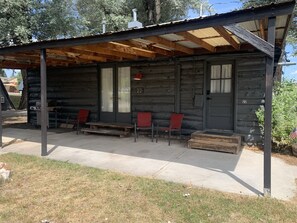 Cabin202220Exterior