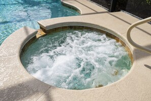 Bubbling spa