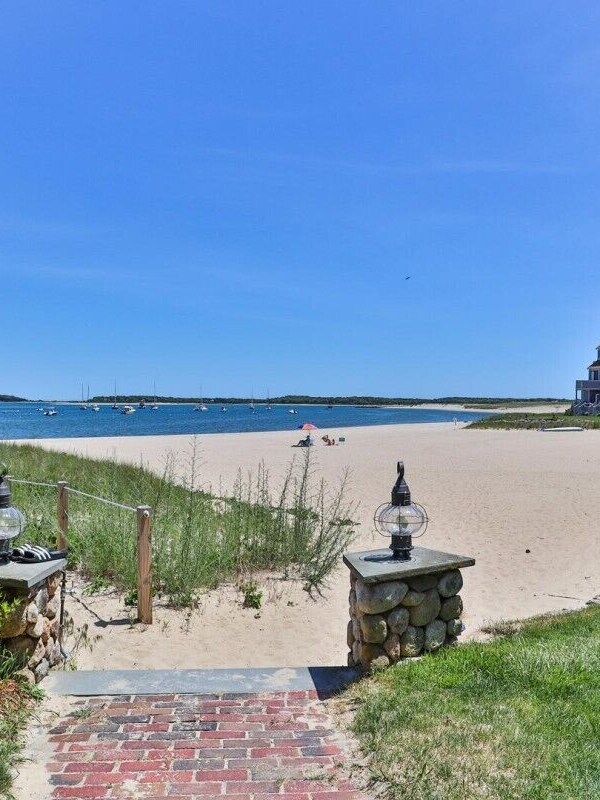 Private association beach