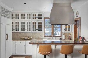 Kitchen - Summer