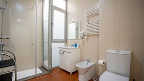 Experience the epitome of cleanliness and comfort in our contemporary bathroom with a spacious, revitalizing shower. #CleanseAndRefresh #ShowerTime