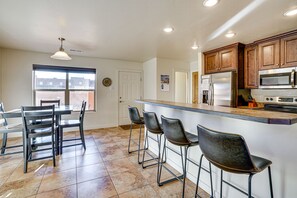 Dining Area/Kitchen | 1st Floor | Open Floor Plan | Cooking Basics