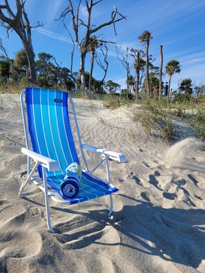 Free entry into Hunting Island on us! 25-30 minute drive from the house.