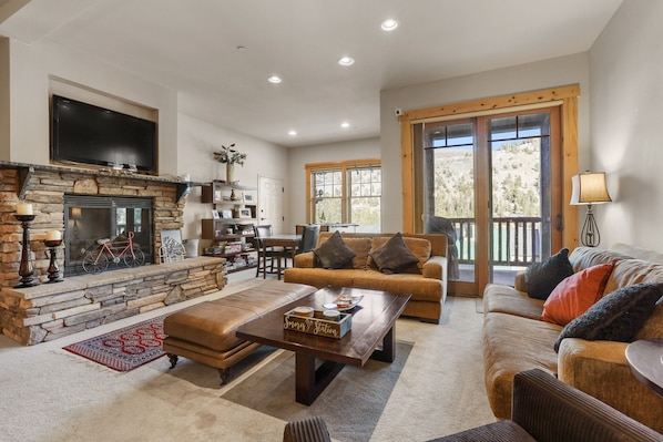 Furniture, Indoors, Living Room, Couch, Home Decor