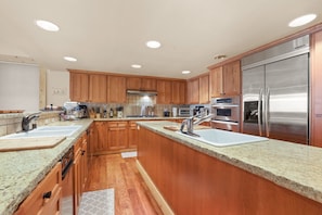 Indoors, Kitchen, Hardwood, Floor, Flooring