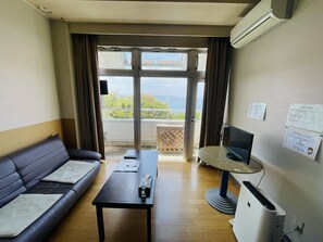 ・<Room image> The room will be a random type.