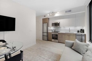 Noma Washington 1 Bedroom Living Room