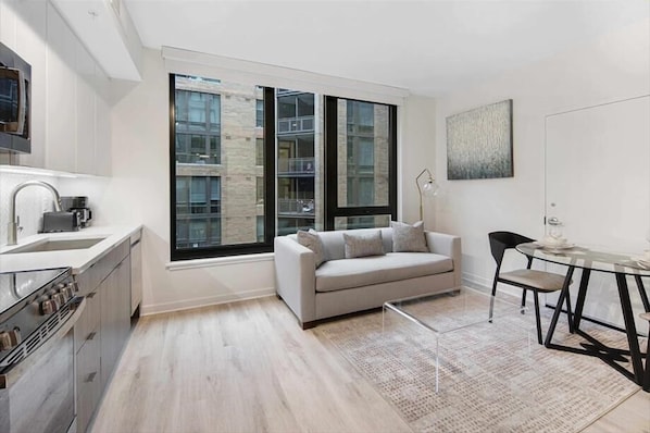 Noma Washington 1 Bedroom Living Room