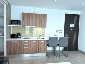 Studio direct pool access Merlin/Tri Trang beach (11535)