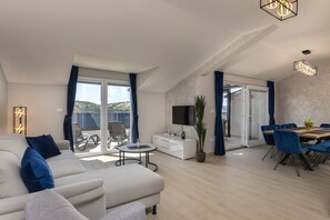 Living and dining room