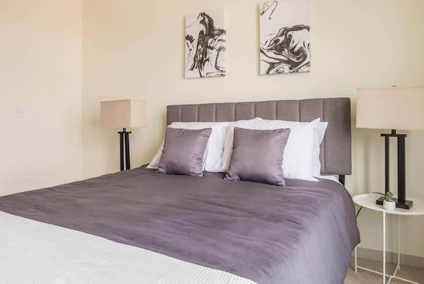Stunning Nulu 1BR CozySuites 04