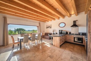 Holiday rental house for rent MOULÈS kitchen