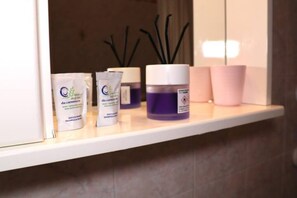 Équipements de salle de bain