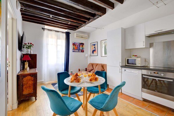 The open-plan living, kitchen and dining area