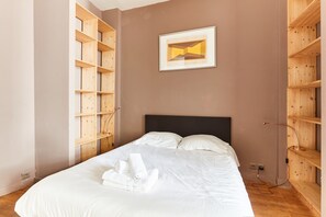 All bedding and linens are provided and you'll find the bed made on arrival