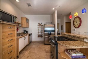 Full kitchen | Microwave | Dish Washer | Refrigerator | Stove