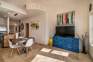 Netflix and Amazon Prime ready TV's in living room and bedrooms