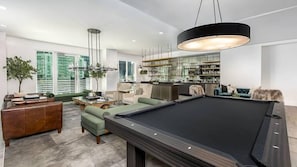 Spielezimmer
