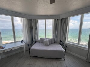 Day bed and View