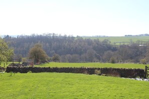 The Old Forge | Stunning garden views overlooking Lathkill Dale