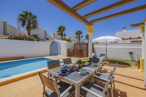 Villa Algarhb image