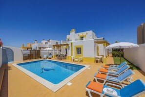 Villa Algarhb image