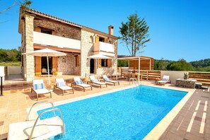 Villa Artemisia image