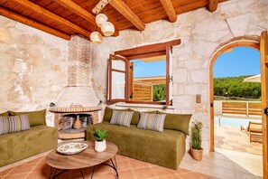 Villa Artemisia image