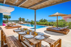 Villa Ble image