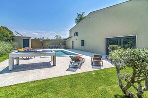 Villa Cesarica image