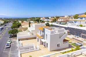 Villa Favorita image